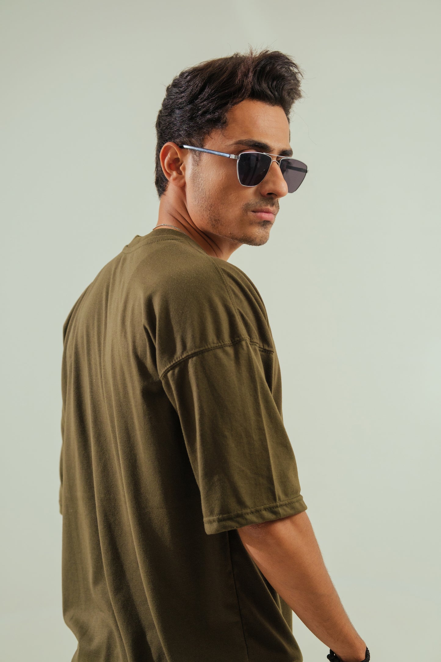 Oversized T-Shirt – Olive Green