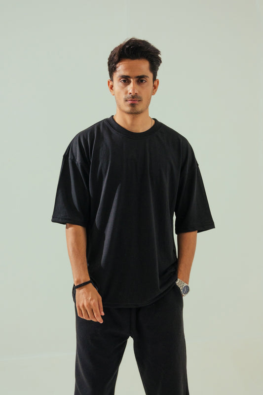 Oversized T-Shirt – Black