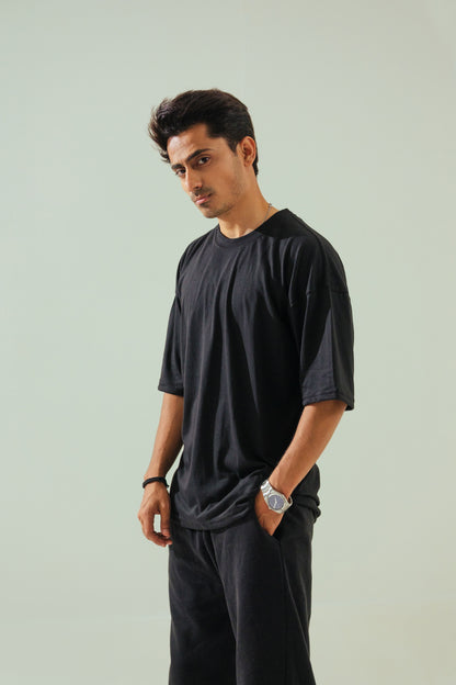 Oversized T-Shirt – Black